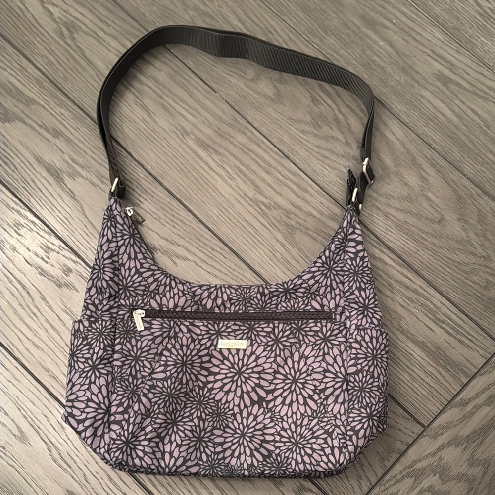 Baggallini Floral Patterned Shoulder Bag